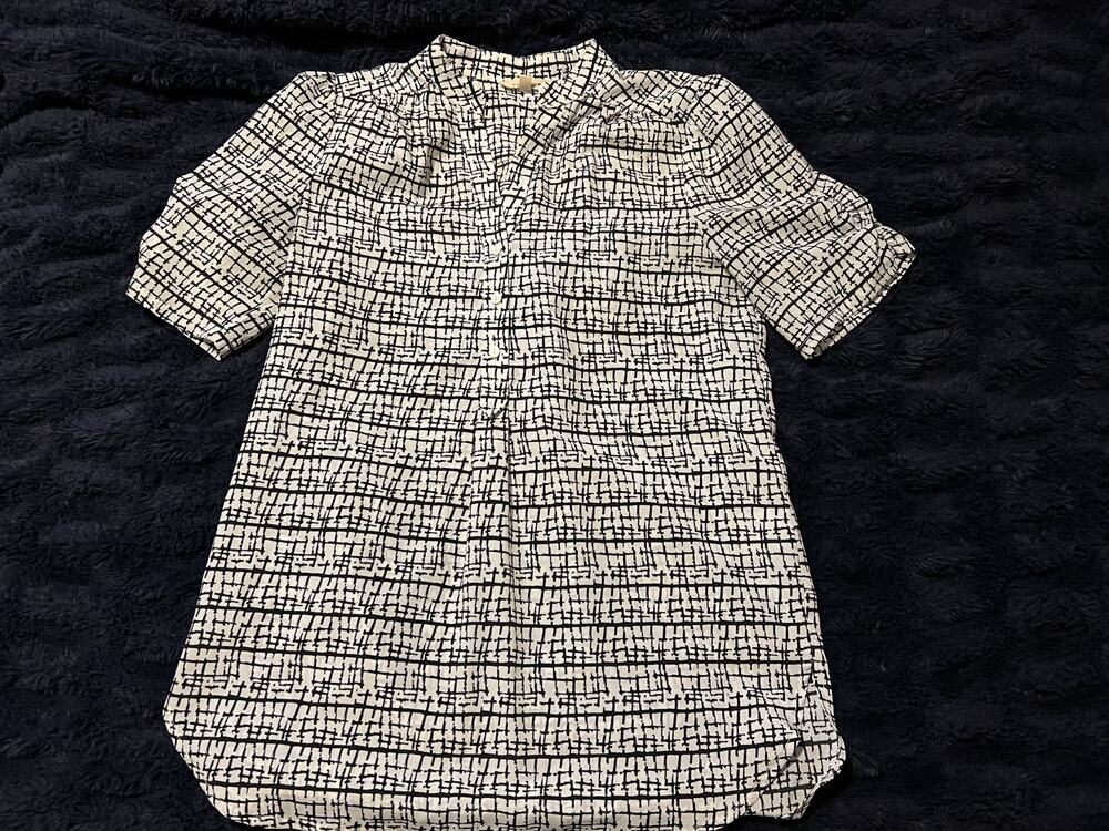 41 Hawthorn Women’s Small Black White Blouse Scrunch Sleeve Lightweight Top